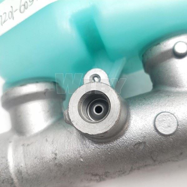 Brake Master Cylinder 47201-60570 47201-3D060